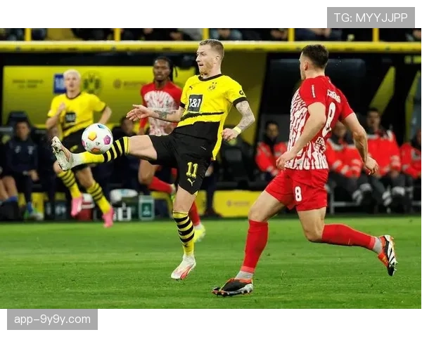 风格对决预测:拜仁的边路爆破能否击穿多特蒙德重组后的中路防线 风格对决预测:拜仁的边路爆破能否击穿多特蒙德重组后的中路防线